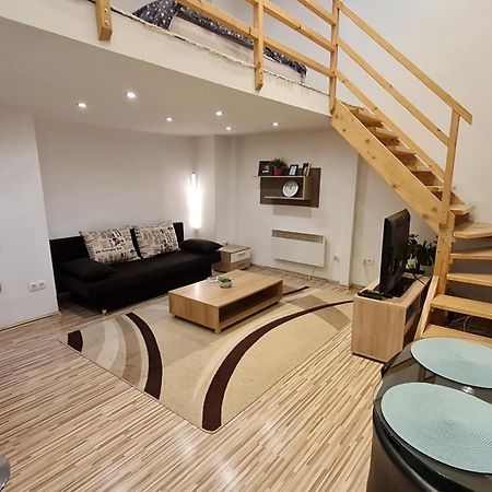 Maxim Apartman Будапеща Екстериор снимка