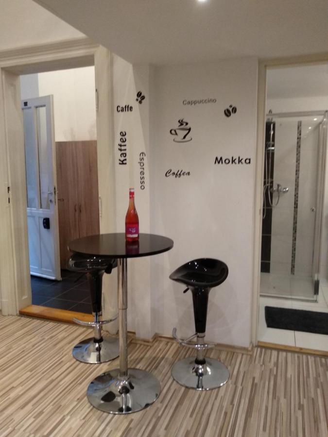 Maxim Apartman Будапеща Стая снимка
